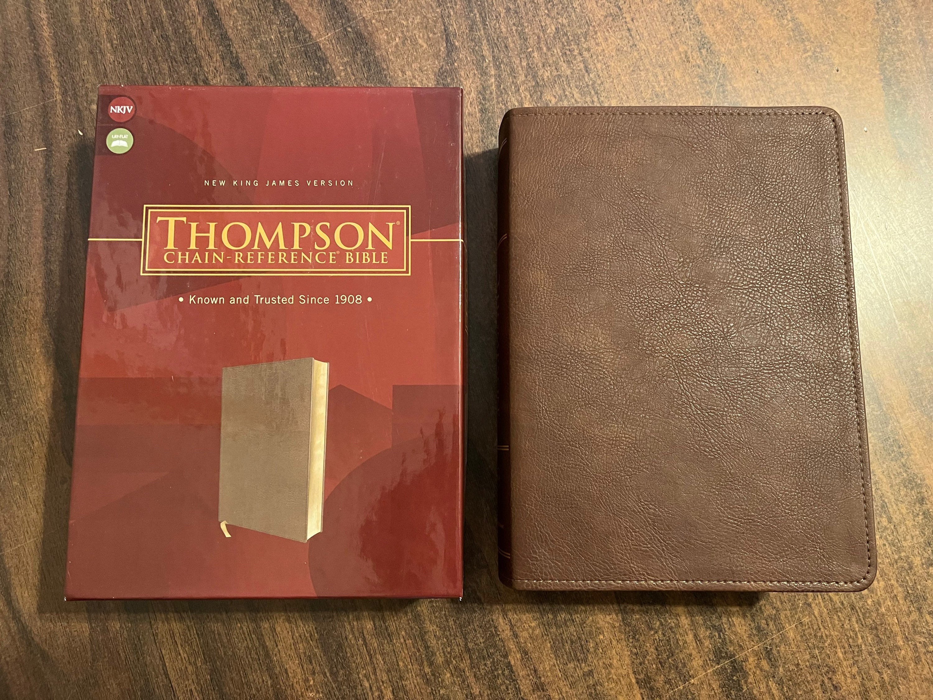Personalized NKJV Thompson Chain Reference Study Bible Brown
