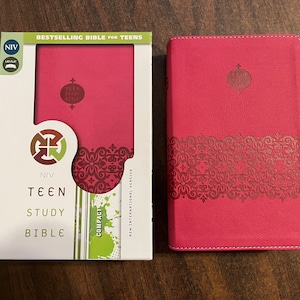 Personalized NIV Teen Study Bible Compact - Pink LeatherSoft ** Custom Imprinted