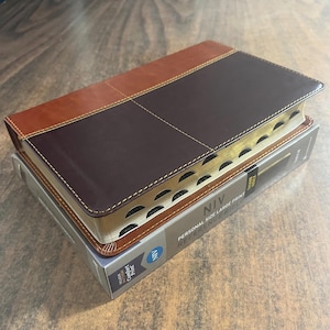 Personalized NIV Large Print Personal Size Reference Bible Thumb Indexed - Tan /Brown LeatherSoft - Custom Imprinted with name 9780310449737