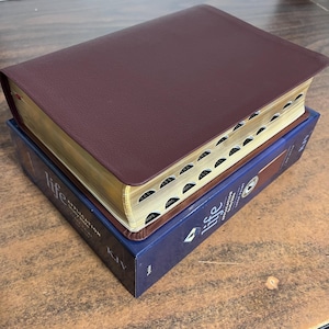 Personalized KJV Large Print Life Application Study Bible Thumb Indexed - Burgundy Genuine Leather, Custom Imprinted with name 9781496477477