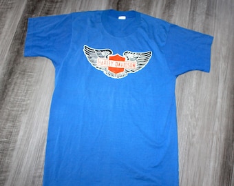 Vintage anni '70 Abbigliamento anni '80 Harley Davidson Moto Steubenville Ohio Uomo Taglia Media Retro Eagle Wings Logo Biker Manica Corta T Shirt
