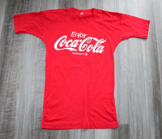 Levering Graag gedaan ijzer Vintage jaren 80 jaren 90 kleding Coca Cola Coke Soda Merk - Etsy België Levering Graag gedaan ijzer Vintage jaren 80 jaren 90 kleding Coca Cola Coke Soda Merk - Etsy België
