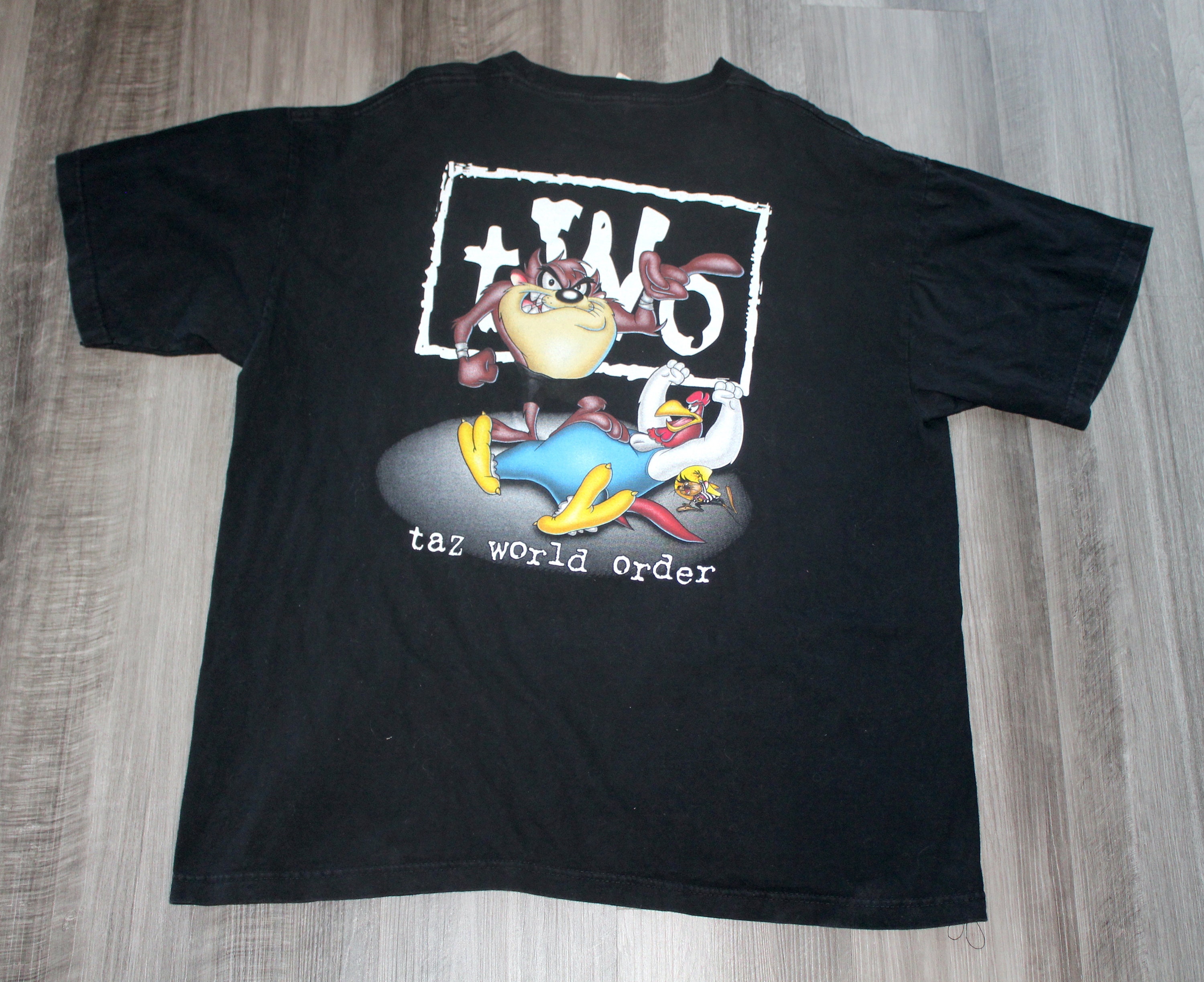 Vintage 90s Clothing Looney Tunes Toons Taz Tazmanian Devil Two