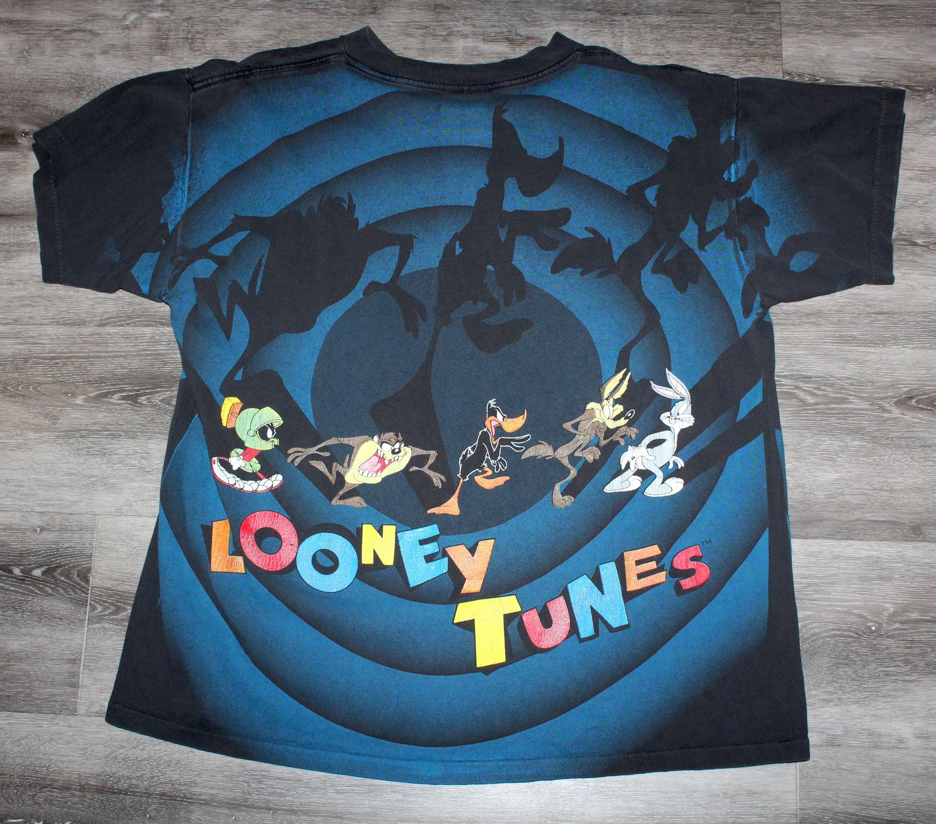 Vintage 90s Clothing Warner Brothers Looney Tunes Bugs Bunny