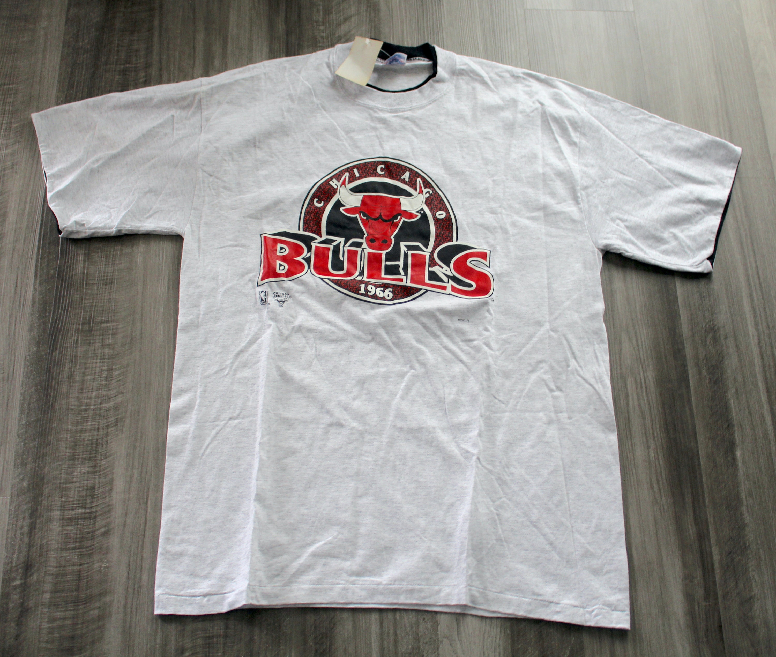 Vintage 1990s Chicago Bulls White Tshirt - XL