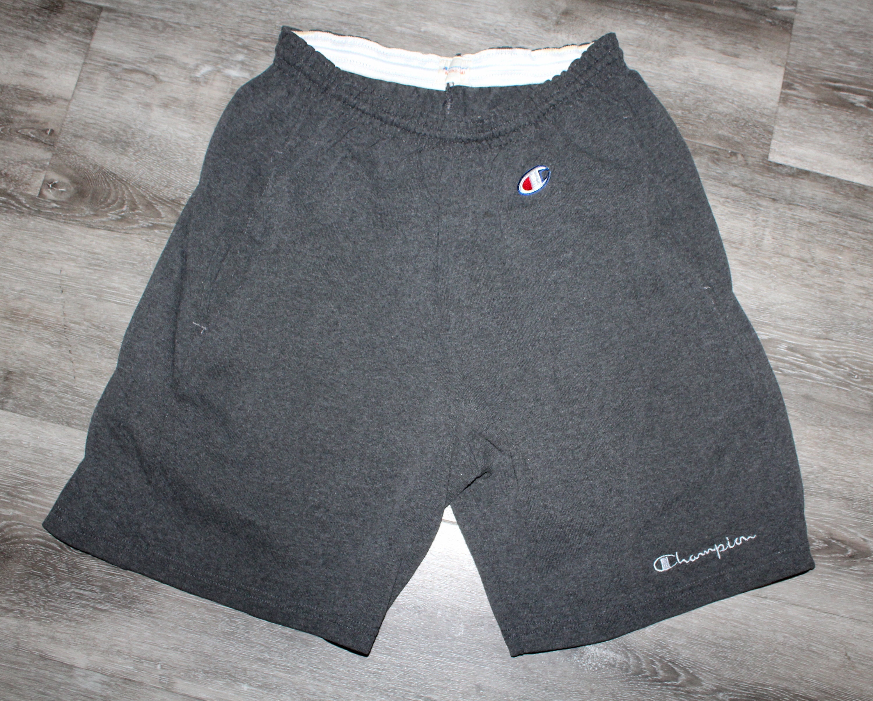 Reverse weave champion shorts best sale