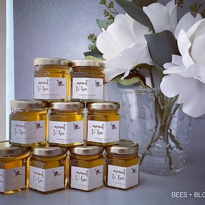 2oz Local Artisan Honey Jar Favors - Honey Wedding Favors, Party Favors, Bridal Shower Favors, Baby Shower Favors, Birthdays