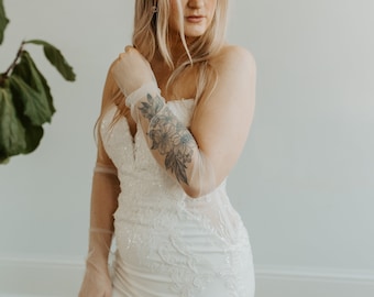 Soft Plain Bridal Sleeves / Gloves, Short, Fingerless Tulle Sleeves, Removable, Sheer, Delicate, Wedding Sleeves, Bridal Party, Glam