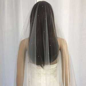 Soft DROP Crystal Veil Elbow (26&quot; / 28&quot;) Length Wedding Veil Plain Simple Raw Cut Edge w/ Hat Pin - Available in White, Light Ivory & Ivory