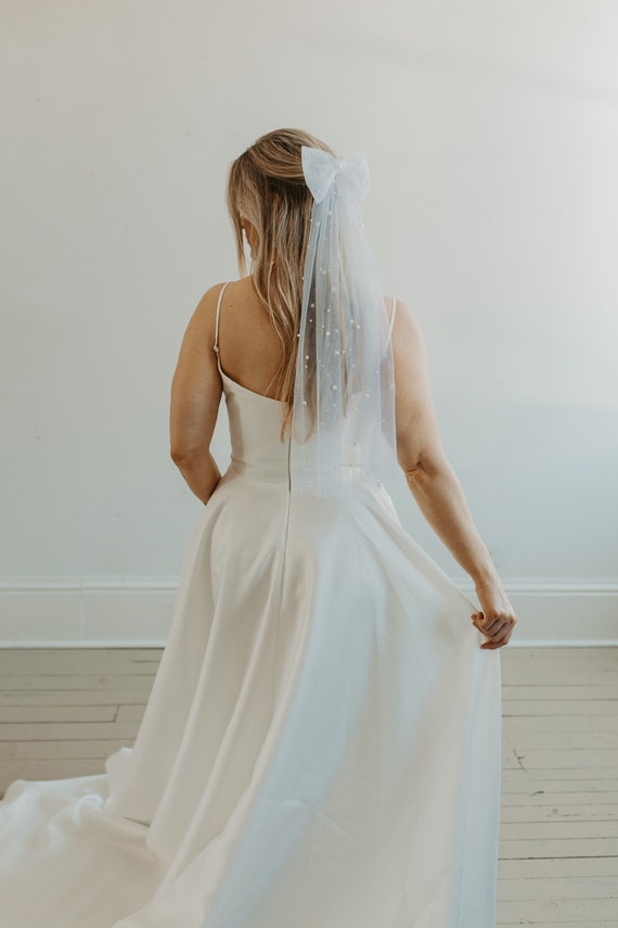 5 Layer Pearl Accents Elbow Bridal Wedding Veil With Satin Bow Comb White Veil 5 Layer Pearl Accents Elbow Bridal Wedding Veil With Satin  main image 4