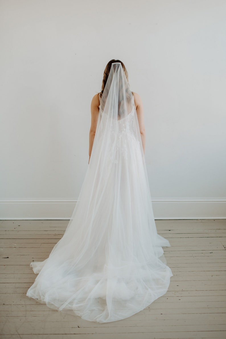 Soft MINIMAL CHAPEL Veil 85 Long Classic Single Tier Simple Raw Edge Bridal Minimalist Wedding Barely There White, Ivory, Light Ivory image 1