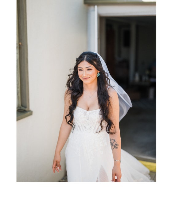 Plain Wedding Veil Waist Length KARELL | Hip Length Drop Veil | Tania Maras main image 3