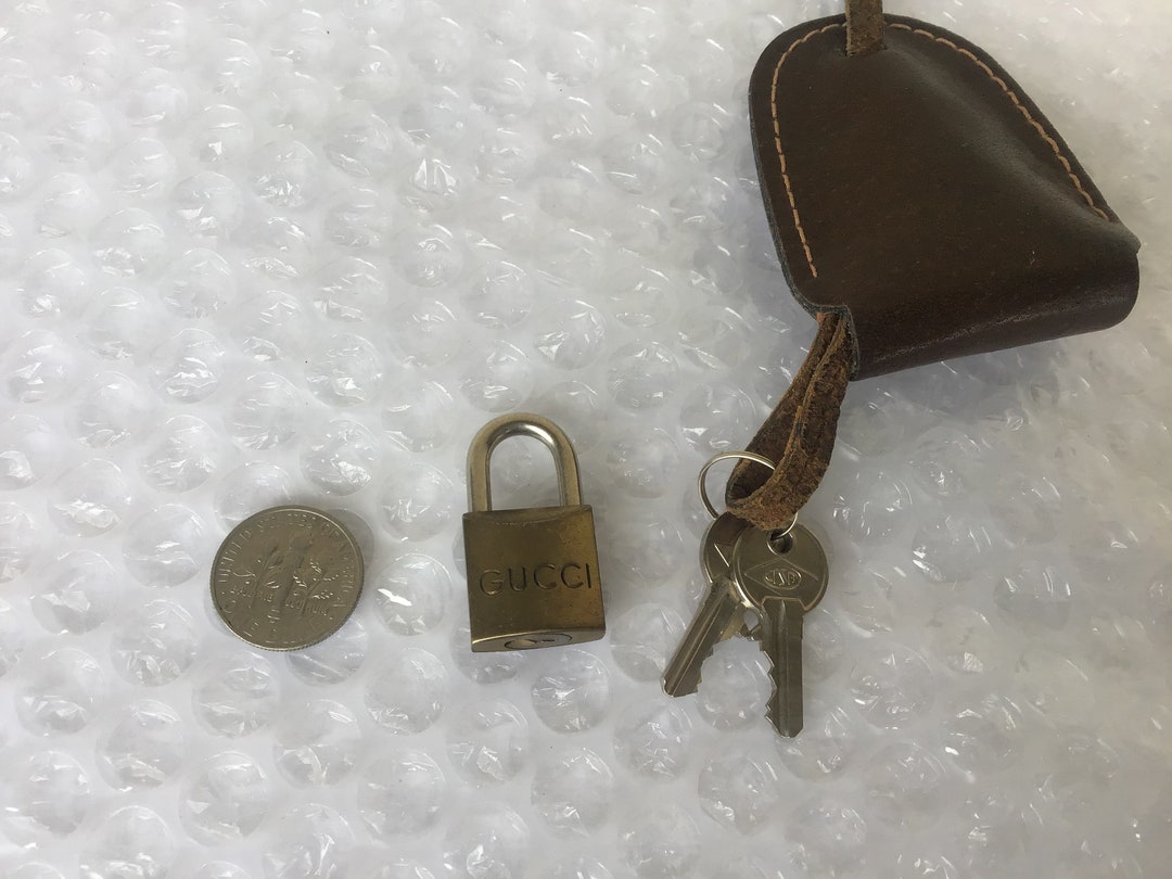【関税&送料込】Gucci Padlock il_1080xN.3117078926_r7g7.jpg