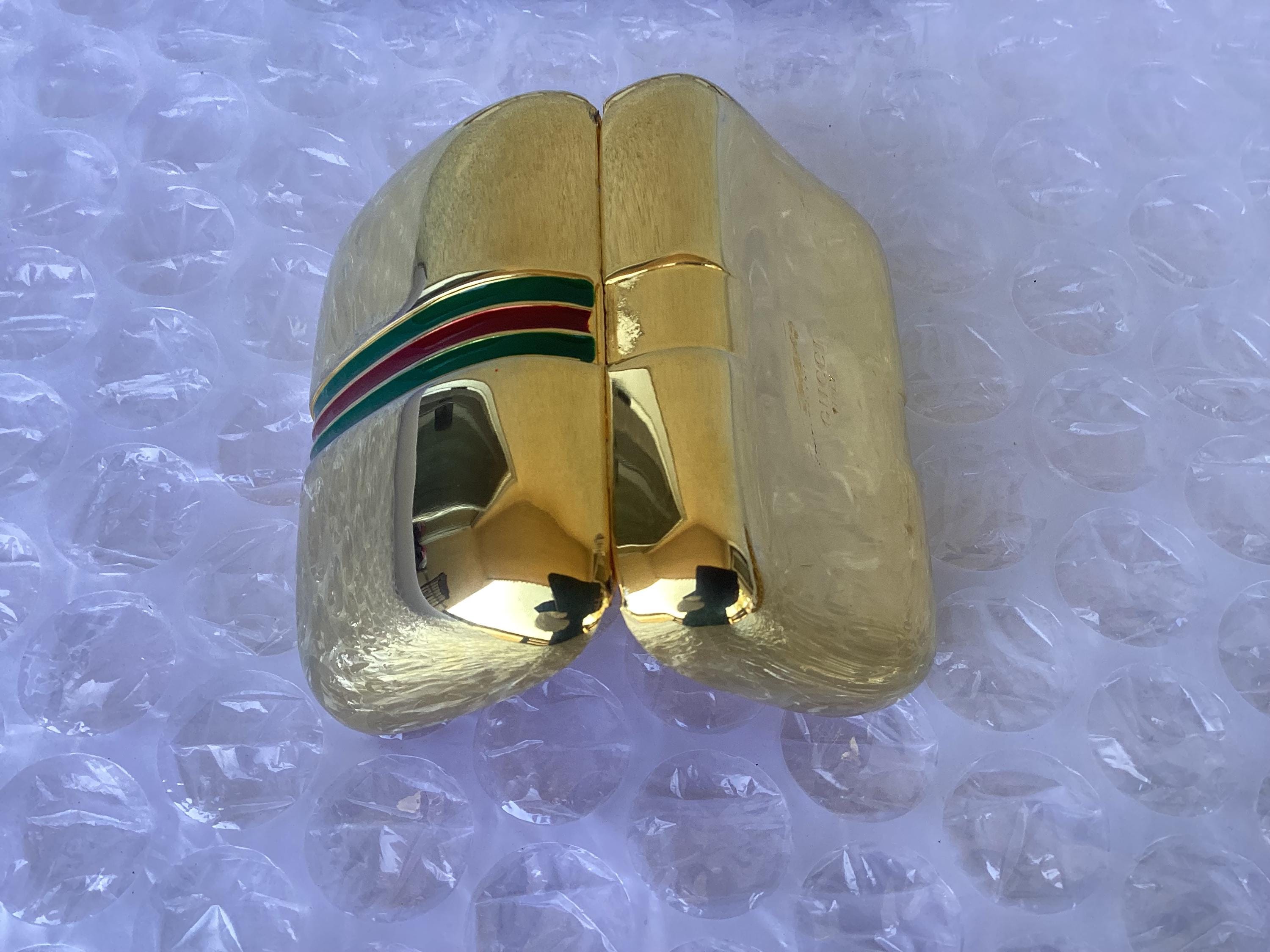 Vintage Gucci Pill Case Travel Soap Case Trinket Gold Tone Good Vintage Gucci Pill Case Travel Soap Case Trinket Gold Tone Good