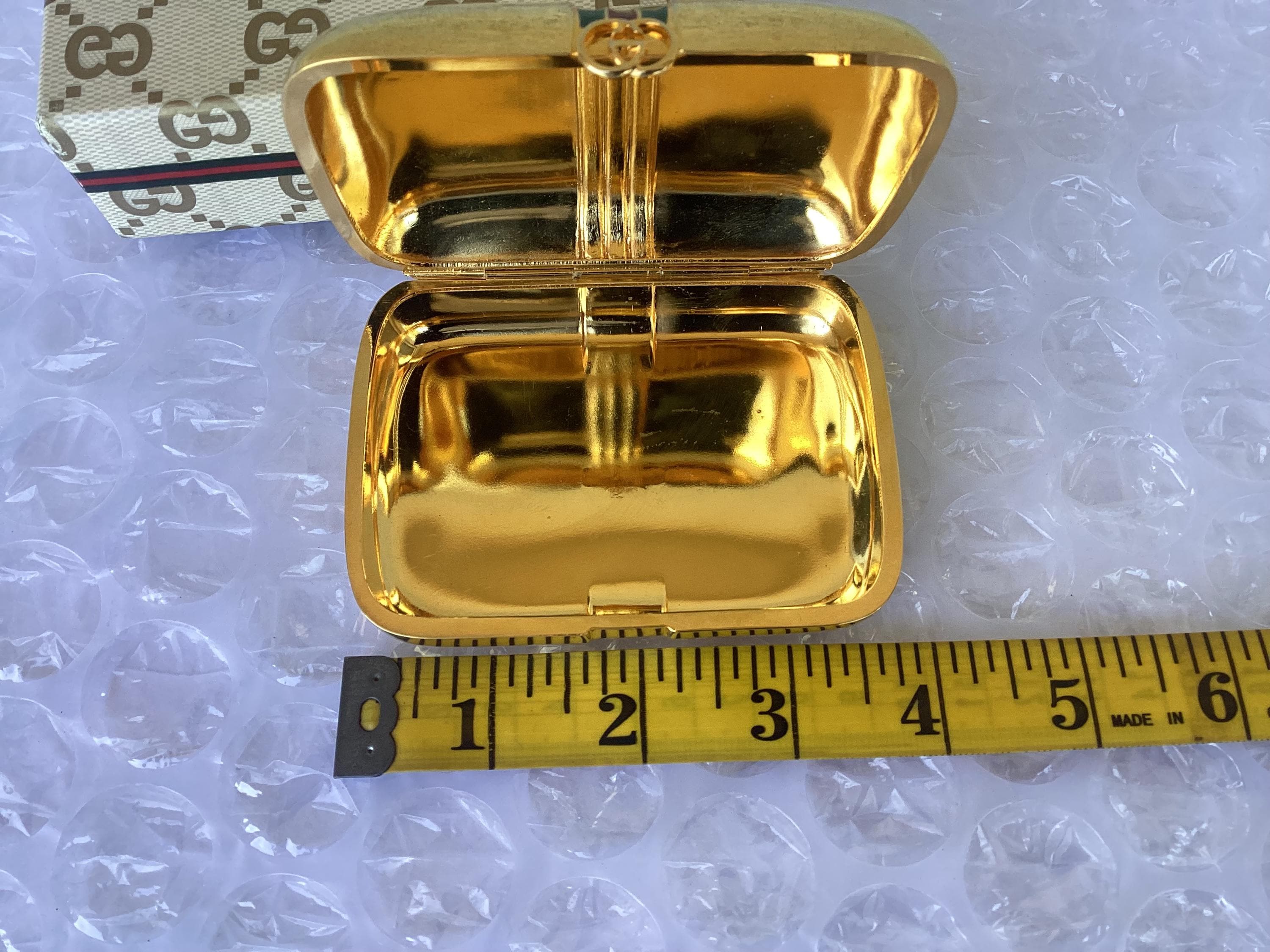 Vintage Gucci Pill Case Travel Soap Case Trinket Gold Tone Good Vintage Gucci Pill Case Travel Soap Case Trinket Gold Tone Good