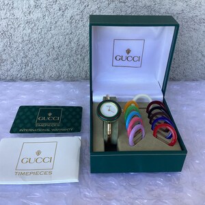 Vintage Gucci 11/12.2 Interchangeable Bezel Bangle Watch  display picture 1