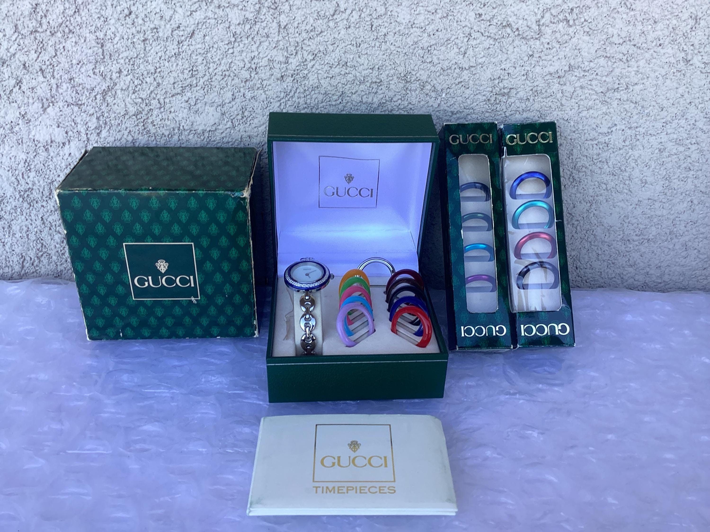 ~Vintage~Auth GUCCI Interchangeable Bezel Bracelet Bangle Watch~Box & Papers Rare Vintage Gucci 11/12.2 Interchangeable Bezel Bangle  main image 2