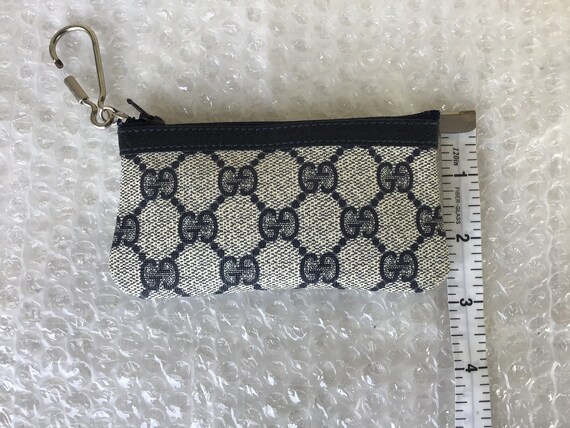 Gucci hotsell keychain purse