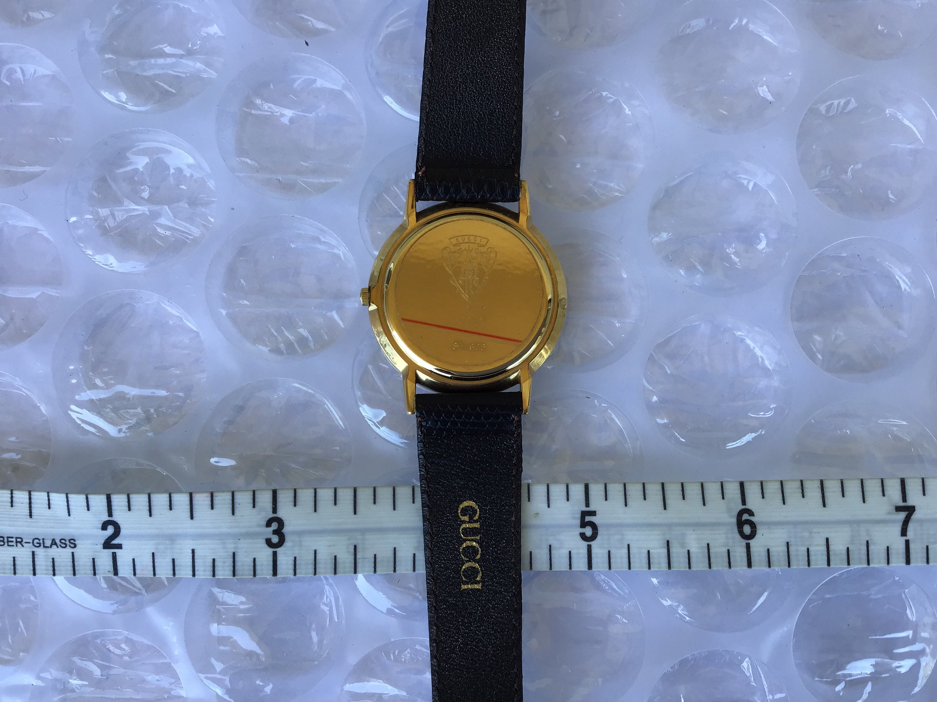 Vintage Old Gucci Men display picture 1