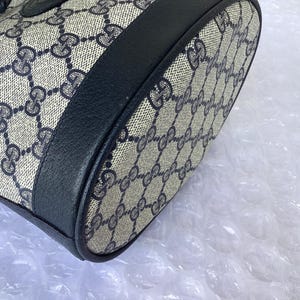 Vintage Gucci Crossbody Small Bucket Bag Drawstring Closure Blue Canvas Preowned Condition. image 6