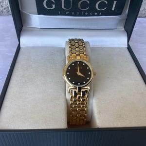 Vintage Gucci 3400L Ladies Watch Gold Tone Near Mint Preowned Condition