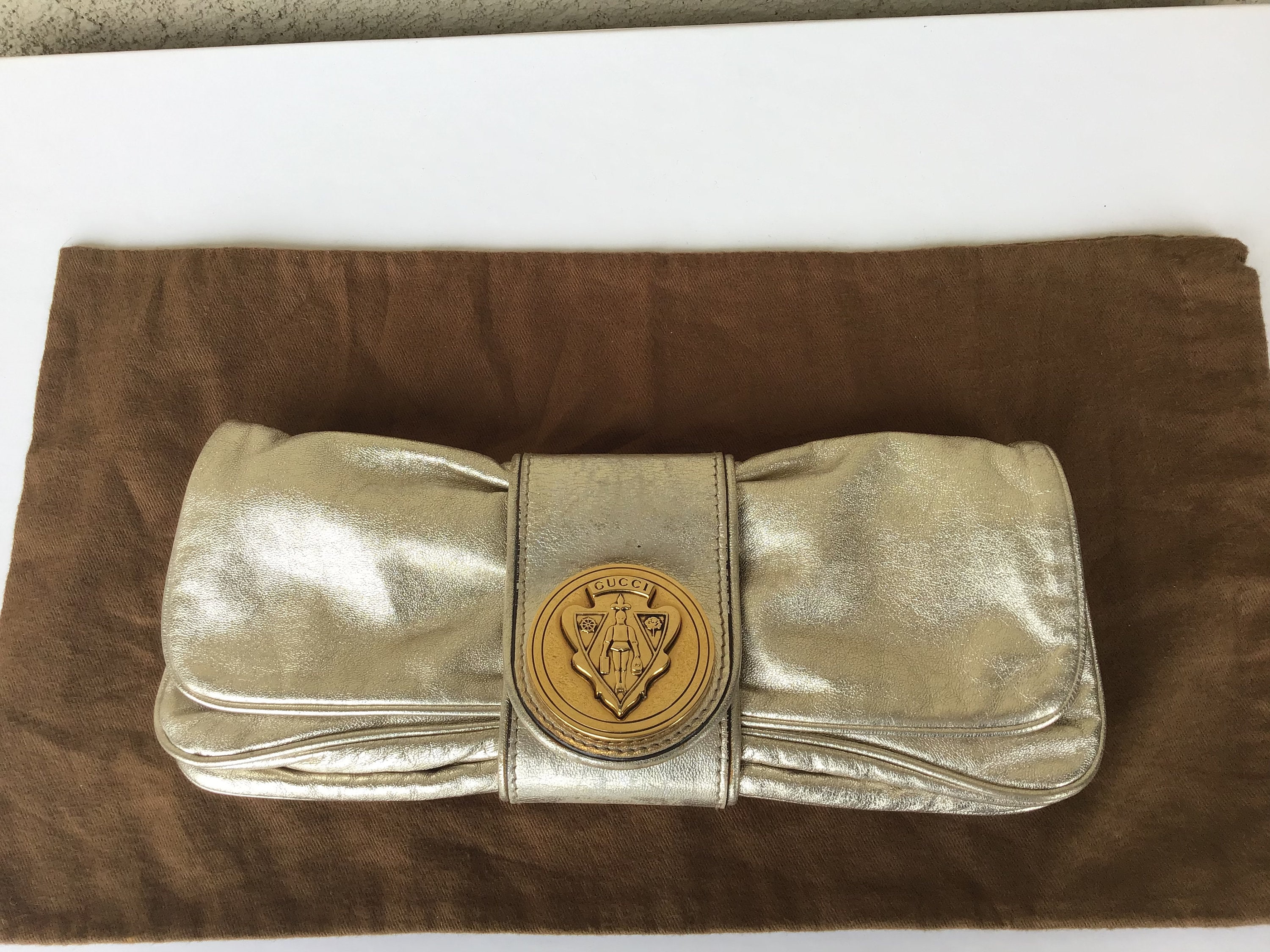 Gucci Monogram Gold Trim D Ring Bag – Studded Petals Vintage