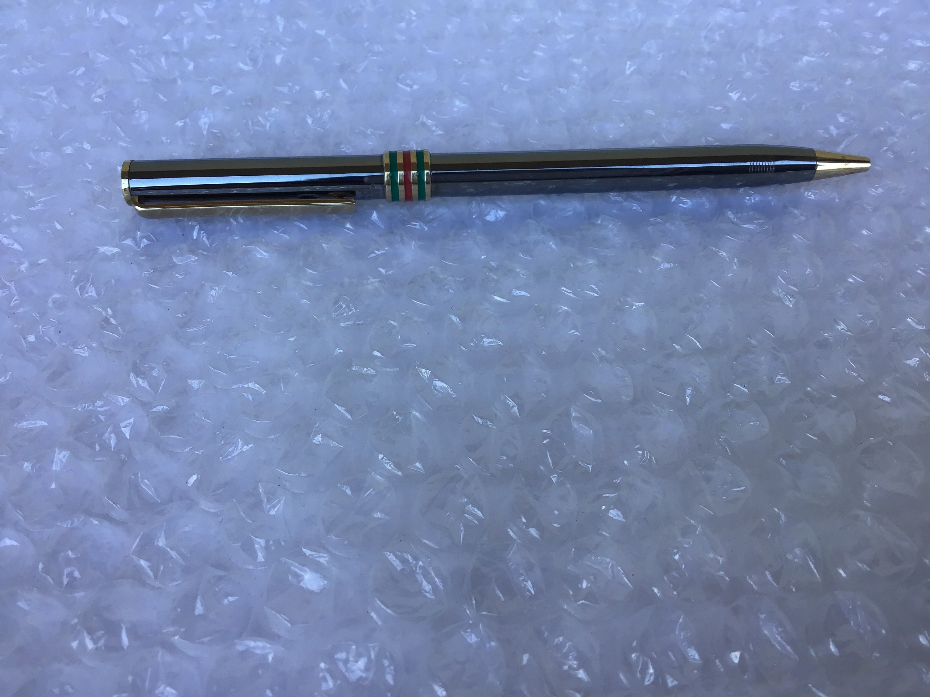 A Vintage Gucci Ballpoint Pen in Original Box With Leaflet 