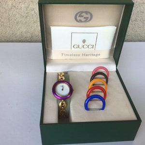 GUCCI グッチ ミラーメタル エンボス加工 アンクルストラップ ヒール GUCCI グッチ ミラーメタル エンボス加工 アンクルストラップ ヒール