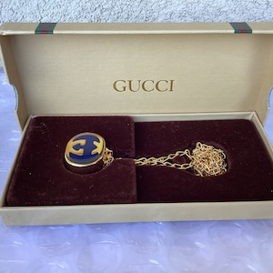 Gucci Rare Vintage Gold Plated GG Pillbox Pendant Necklace Gold hardware  Gold-plated ref.563045 - Joli Closet