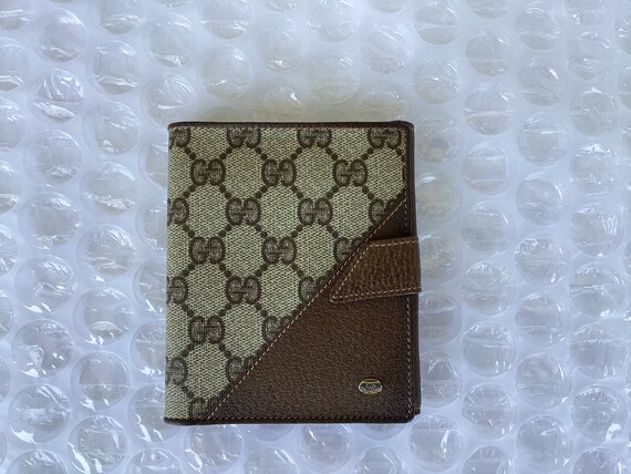 Gucci Small GG Supreme Canvas Wallet