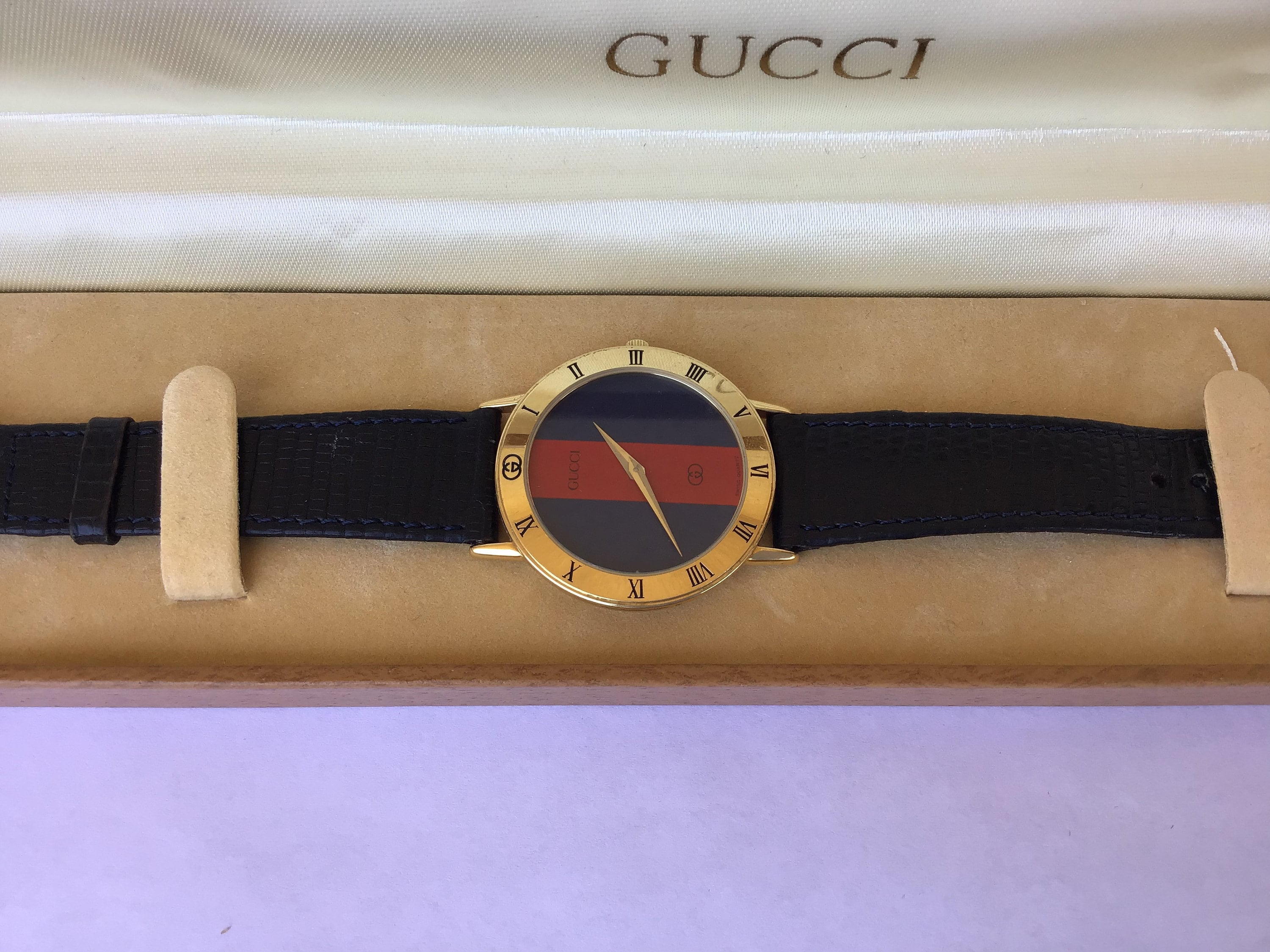 Vintage Gucci Red Blue Dial Men/unisex 33MM Watch - Etsy