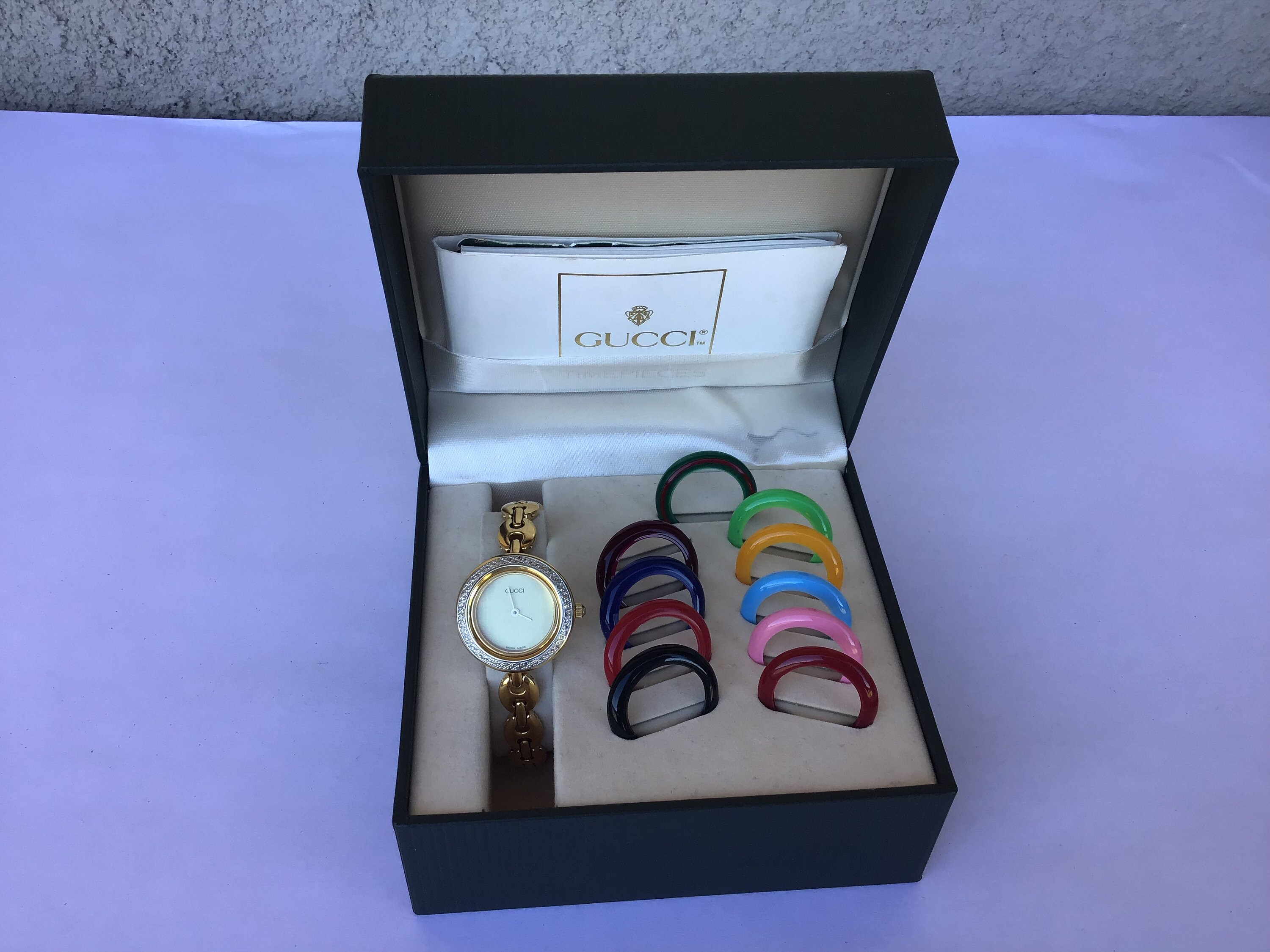 gucci changeable bezel watch