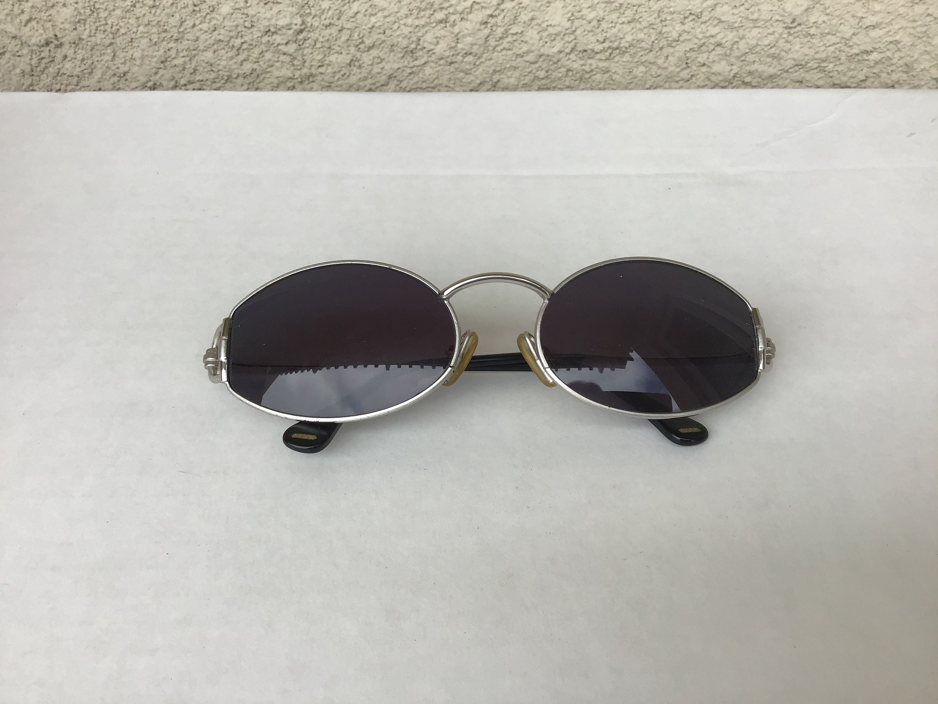 Vintage Gucci 90s Sunglasses Silvertone Frame Used Condition