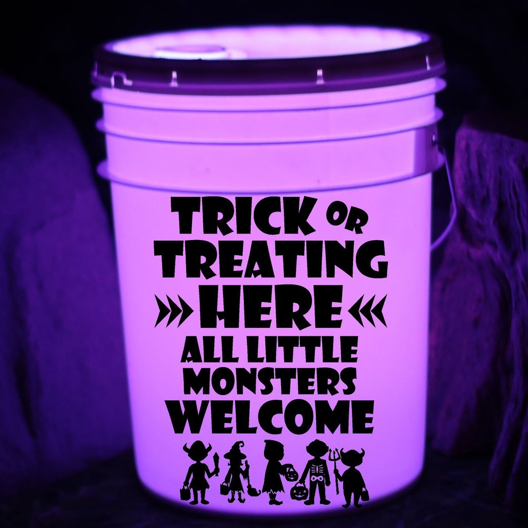 Halloween Bucket Vinyl Decal, Light-up Trick or Treat Sign DIY - Etsy