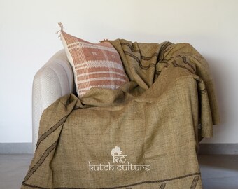 Handwoven Sheep Wool Throw Blanket | Rustic Indian Bhujodi, Kutch Culture
