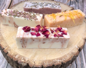 Handmade Soap Gift Box – 4 Natural Botanical Soaps | Palm Oil Free | Vegan | Eco-Friendly