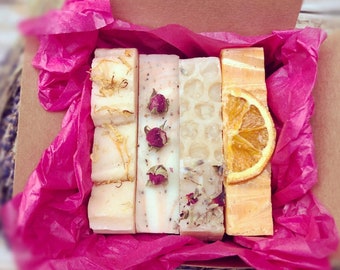 Handmade Soap Gift Box - 4 Beautifully decorated soaps attractively presented in a gift kraft box.