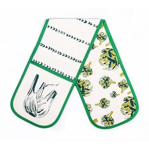 Double oven glove artichoke and fennel combo: screen printed panama cotton drill. Designed by Curious Lions and made in the UK.