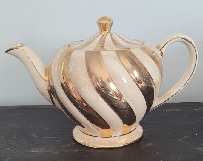 Vintage Elegant Sadler English Teapot With Art Deco Cream and Gold