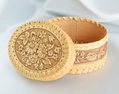 Oval chamomile wood stash jewelry storage gift box for sister gift Carved flower and leaves pattern wooden eco friendly treasure trinket box