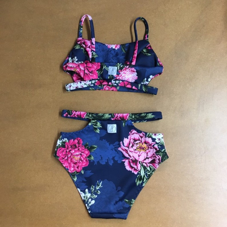 Navy Tallulah pole set with High waist shorts