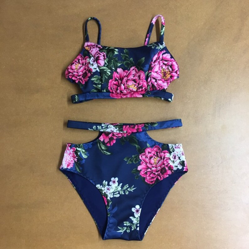 Navy Tallulah pole set with High waist shorts
