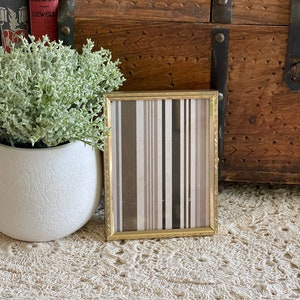 Cornice per foto colorata in ottone vintage, cornice vintage, piccola cornice per foto in ottone color, cornice per foto vintage, cornice in metallo vintage, 4x3 Fame