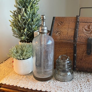 Vintage Seltzer Bottle, Clear Seltzer Bottle, Seltzer Bottle, Vintage Barware, Old Bottles, Old Soda Bottle, Vintage Bottle
