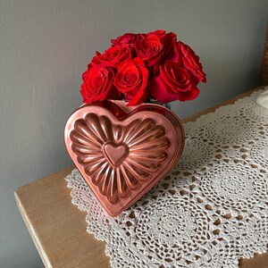 Molde de gelatina de cobre vintage, molde de gelatina con forma de corazón, molde de gelatina único de color cobre, cocina rústica, cobre vintage, decoración de corazón