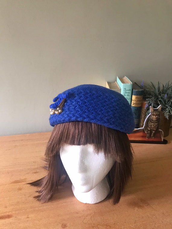 Vintage Pillbox Hat, Everitt Original, Royal blue… - image 4