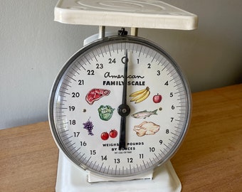 Vintage Scale, Vintage American Family Scale, Vintage Kitchen