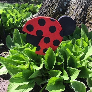 Ladybug yard stakes, spring yard stakes, wood stakes, spring outdoor decorations, set of 3 Ladybug garden stakes, Summer yard art