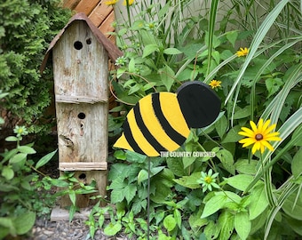 Bee yard stakes, spring yard stakes, wood stakes, spring outdoor decorations, set of 3 bumblebee garden stakes, Summer yard art