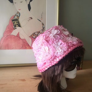 Vintage Floral Hat, Vintage Cloche Floral Hat, Cocktail Hat, Derby Hat, Vintage summer hat, Fascinators, Pink Floral Hat